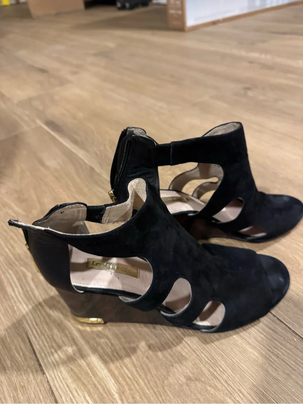 Louise et Cie sculpted suede